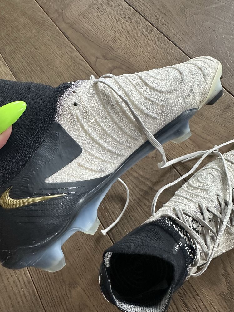 Korki Nike Phantom Luna II Elite FG - Biały