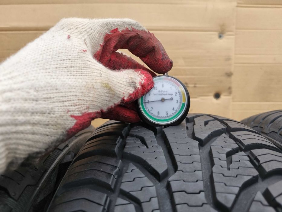 Opony Całoroczne 205/55/16 94V XL Uniroyal AllSeasonExpert 2 Rok 2024