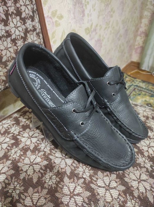 Чоловіче взуття ( черевики/лофери/туфлі/дитяча обув і т.д)