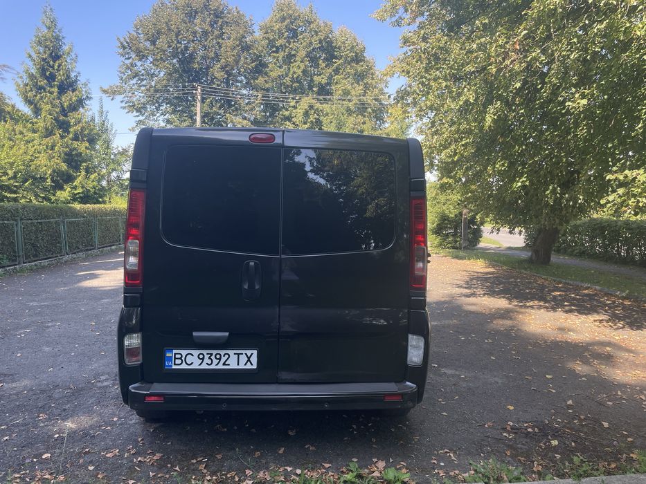 Opel Vivaro 2012