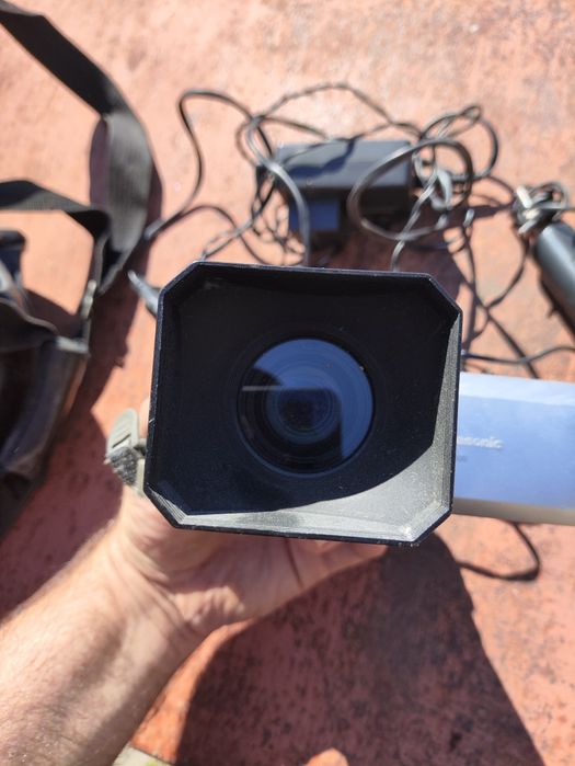 Камера Panasonic nv-gs500