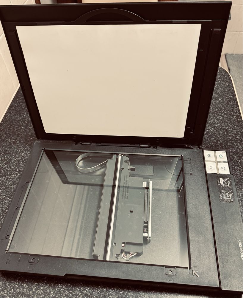 Scanner “Epson Perfection V200 fhoto”