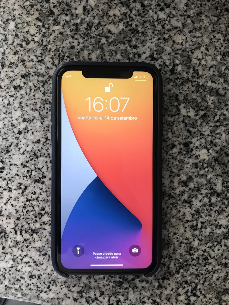 iPhone 11 - 64gb