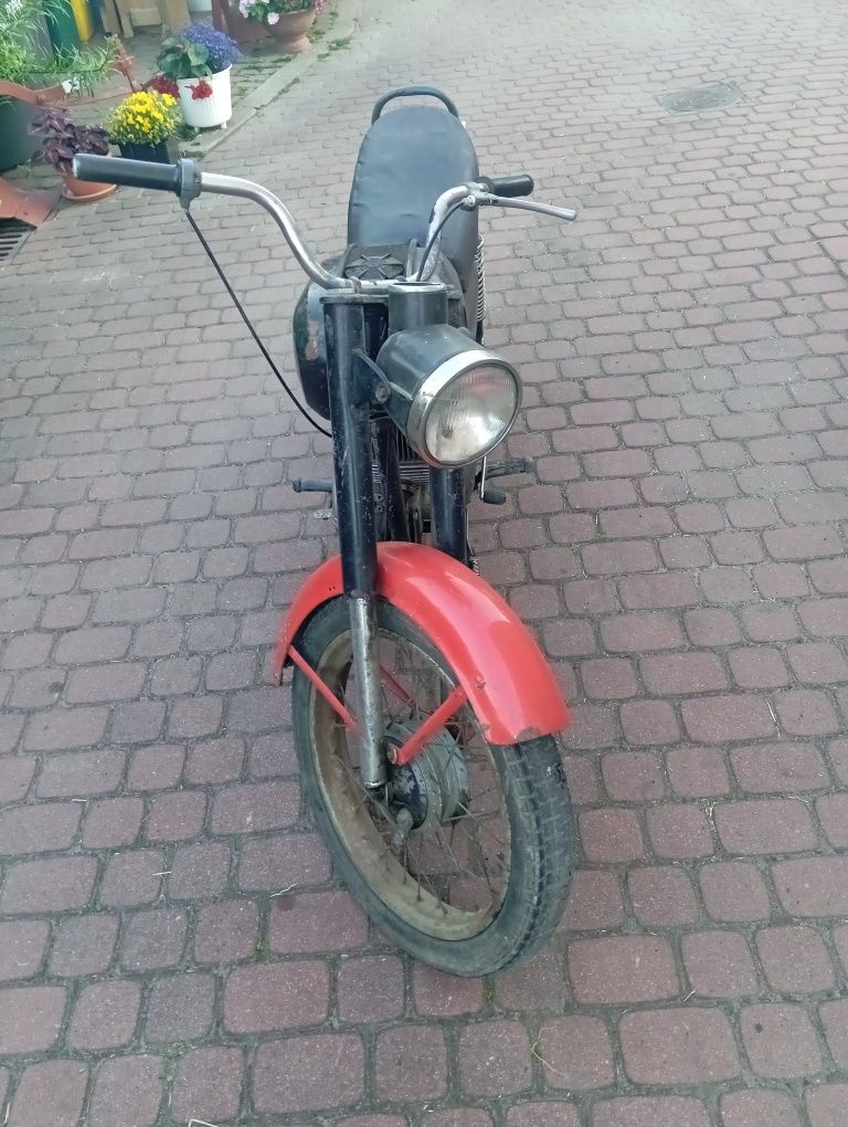 Sprzedam wsk 125