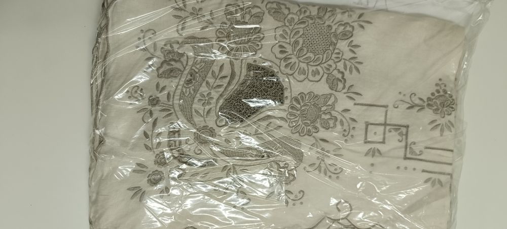 Toalha de mesa bordada à mão com 12 guardanapos