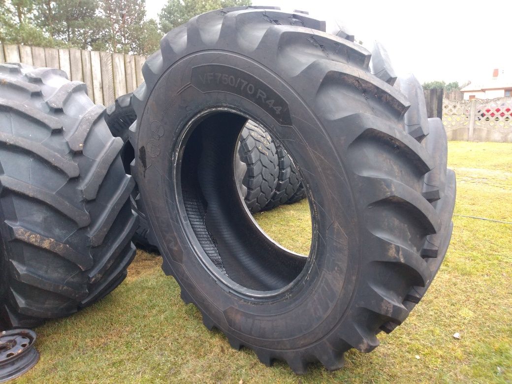 750/70R44 Michelin 750/70r44