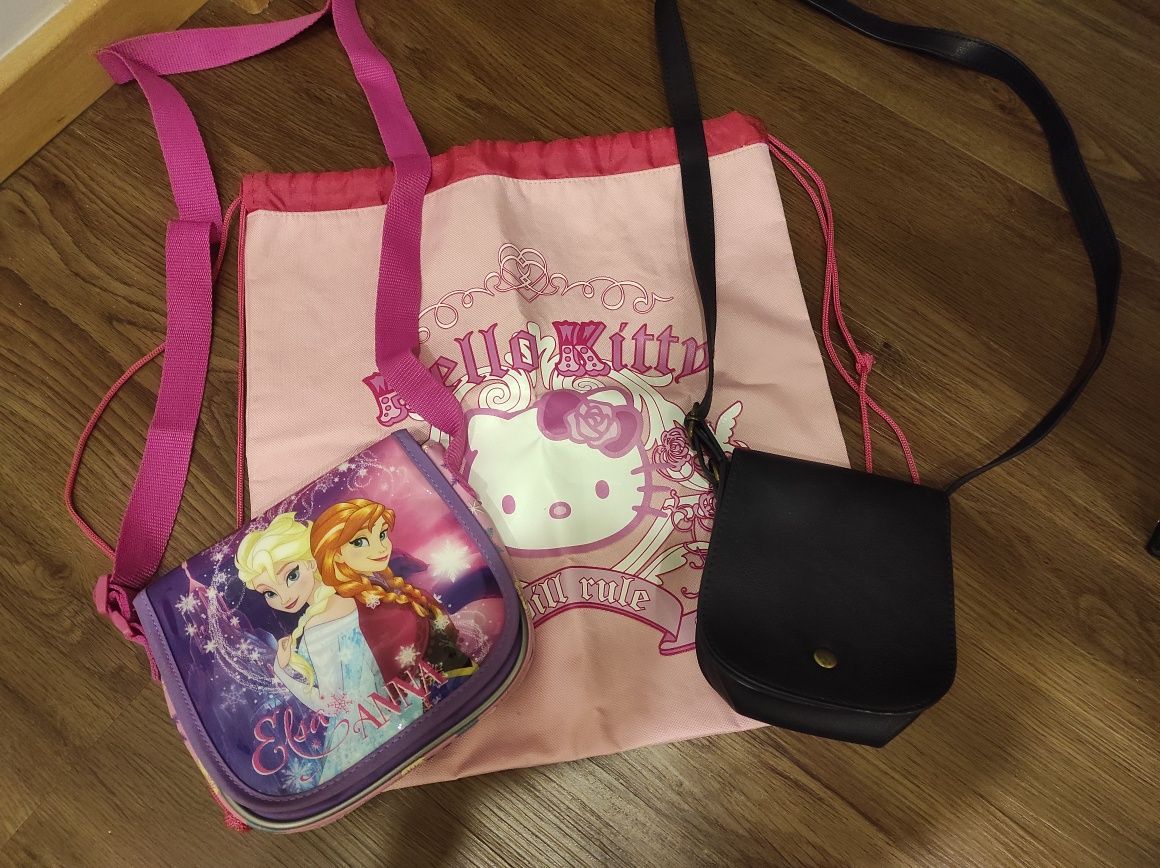Conjunto 2 carteiras e um saco Hello Kitty