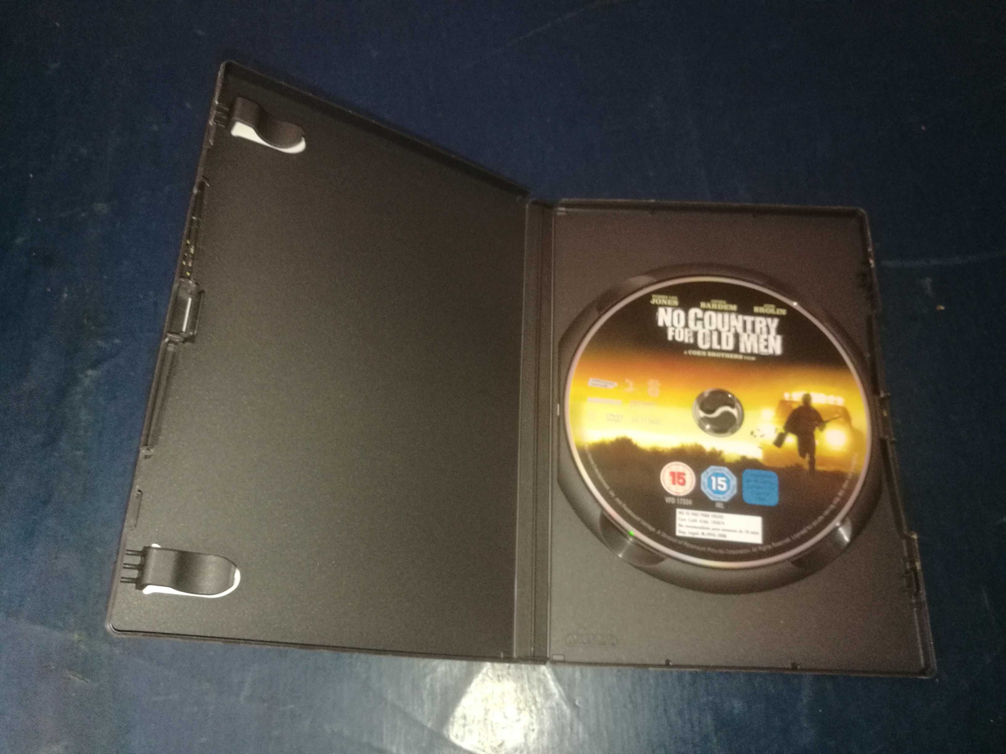 NO COUNTRY FOR OLD MEN DVD (legendagem em Inglês)