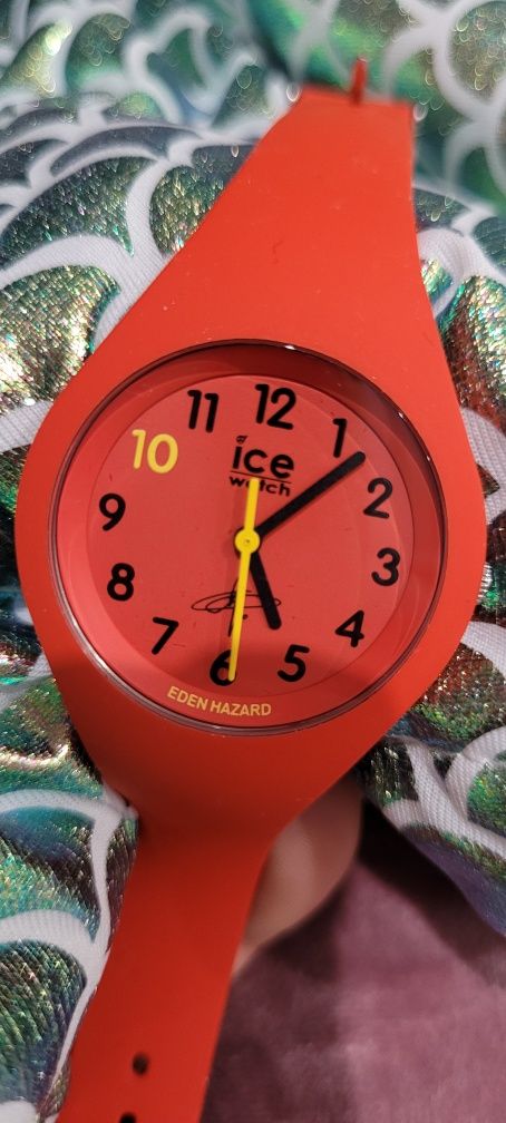 Ice watch czerwony