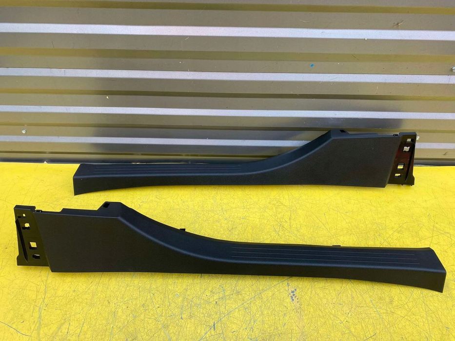 RENAULT MEGANE V E-TECH OSŁONA PROGU LEWA PRAWA 769510637R 769524696R