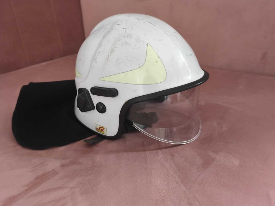 Hełm strażacki KZPT Calisia.