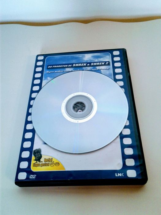 DVD infantil Valiant em bom estado