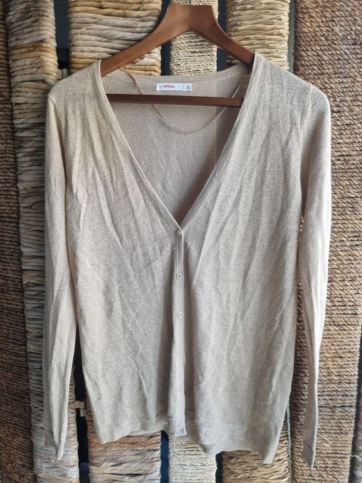 Casaco em malha marca Lefties