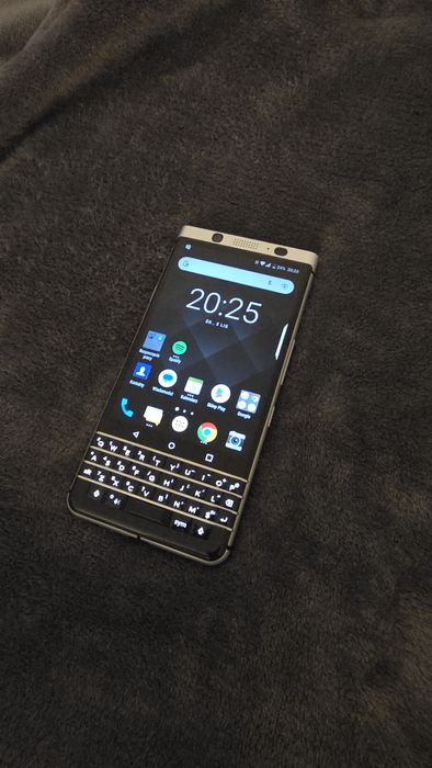 Blackberry KeyOne