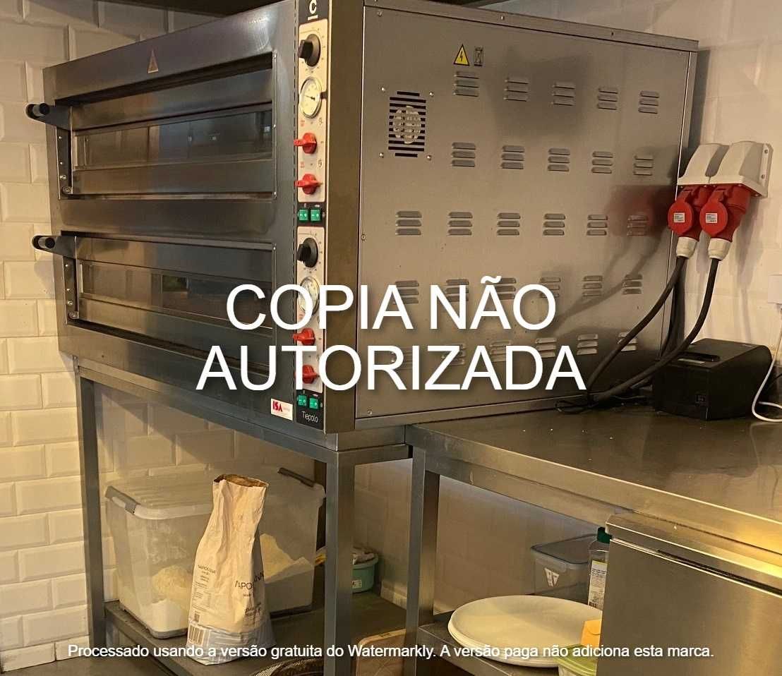 Forno para Pizza Cuppone Tiepolo 6 + 6 com Estrutura de Apoio em Inox