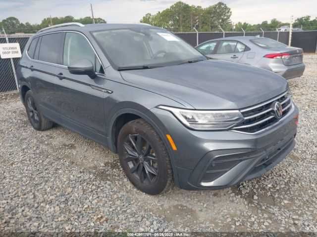 2024 VOLKSWAGEN TIGUAN 2.0T SE в дорозі
