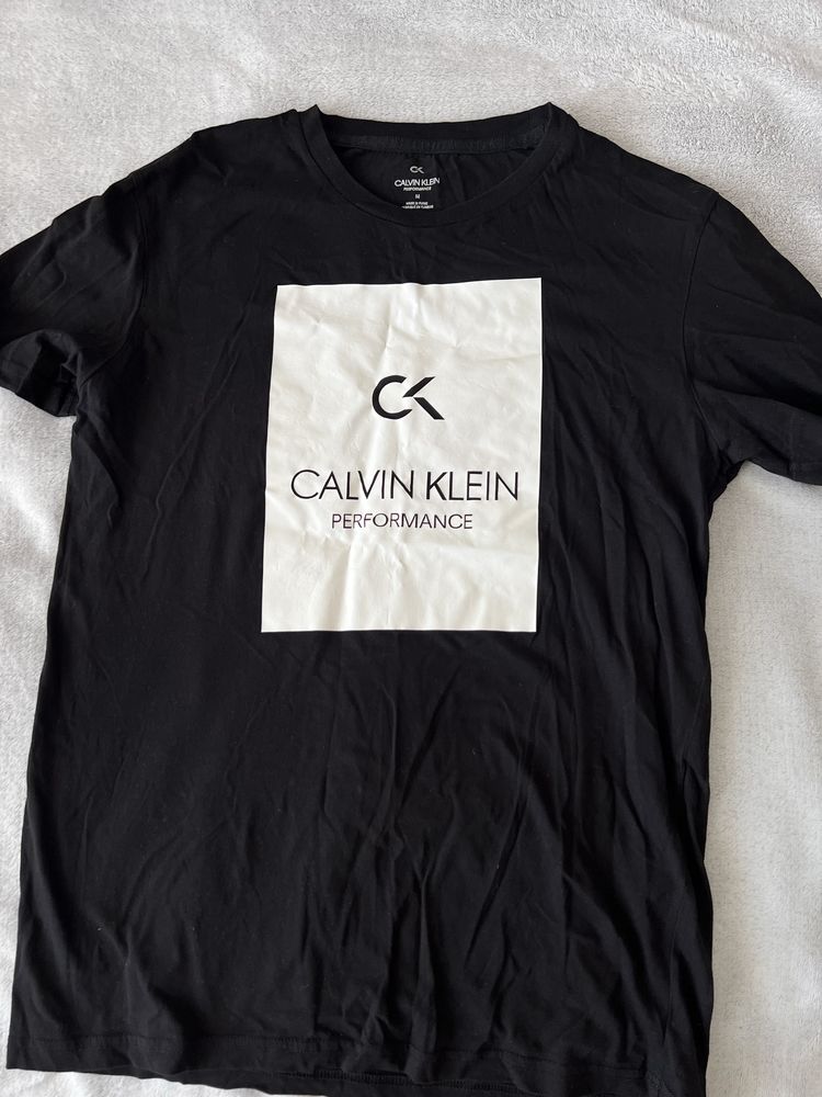 Футболка Calvin Klein M