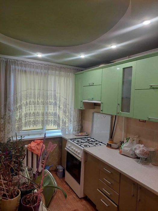 Оренда 3х кімнатної квартири 4 Зарічний