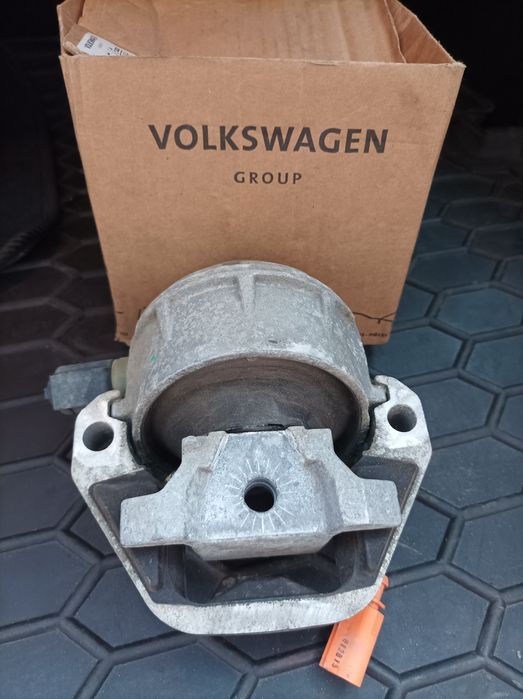 Подушки двигуна Ауді А6 С7 2,0TFSI