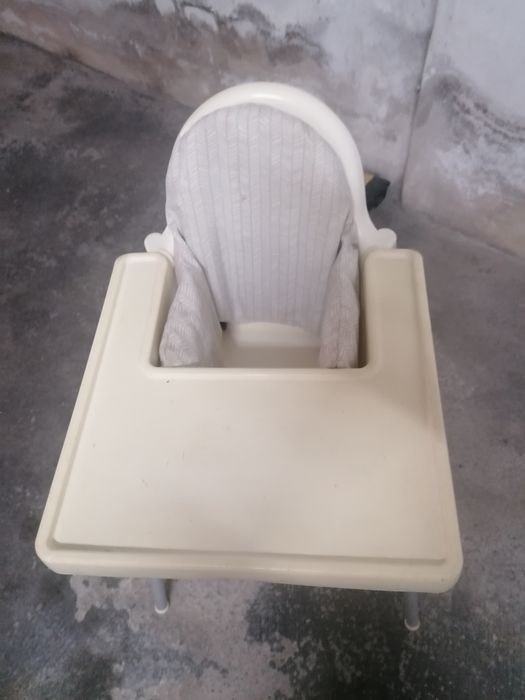 Vendo cadeira refeição para bebé