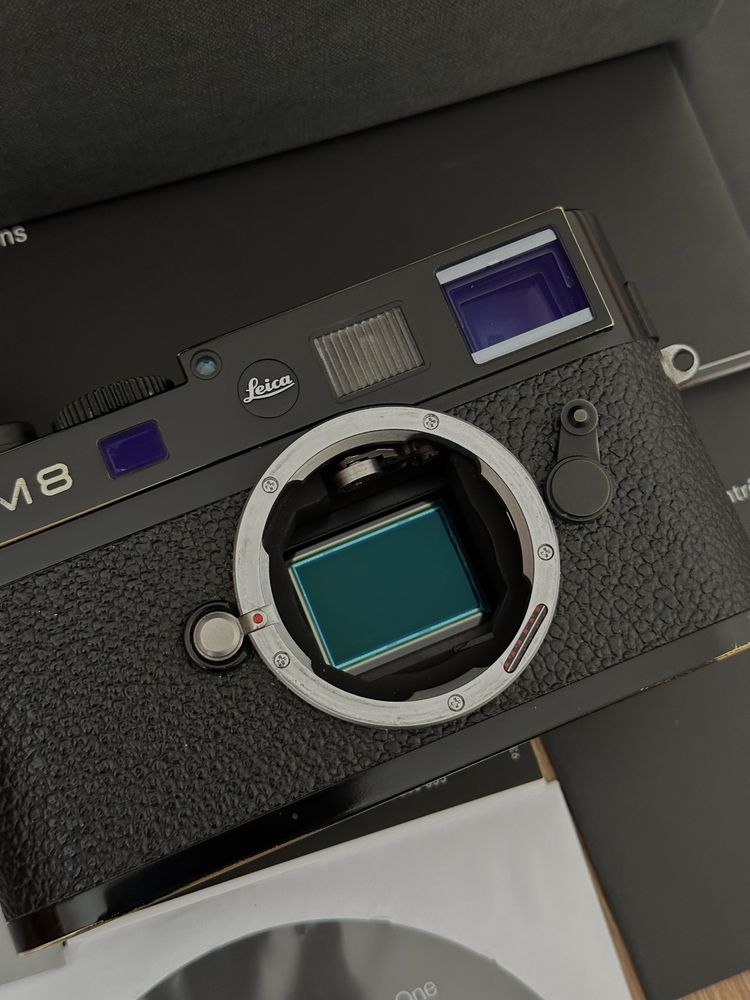 Leica M8.2 Black Edition