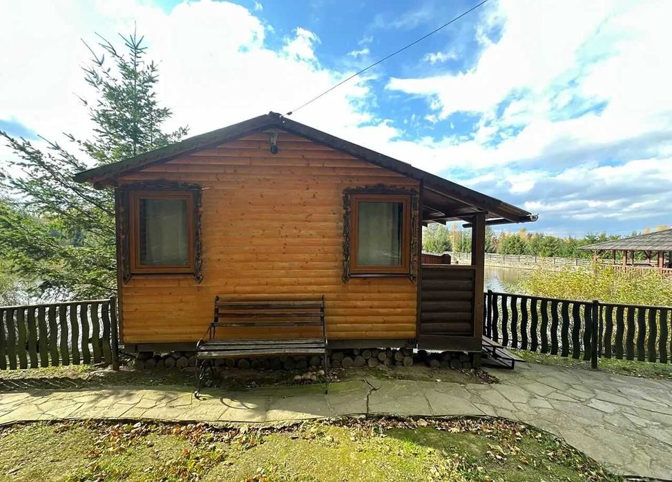 Продаж унікального Відпочинкового комплексу На Озерах