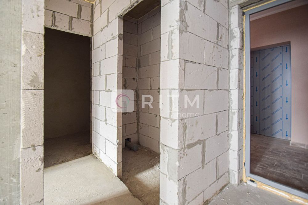 2-к. квартира 73,4 м2 з роздільним плануванням та і/о в ЖК Централ