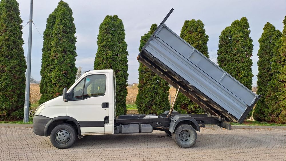 Sprzedam Iveco 35C12  Wywrotka do 3.5T  na kat B.
