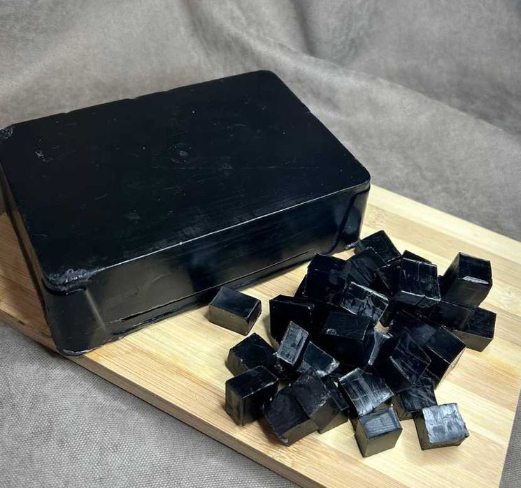 Чёрная органическая мыльная основа на натуральных маслах