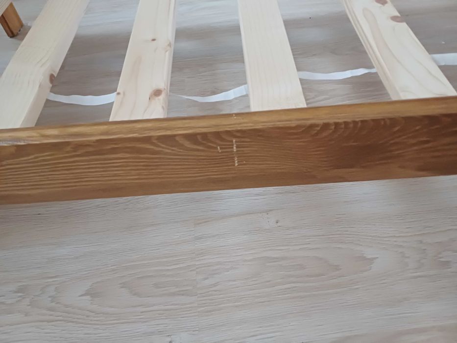 TYLKO DO WTORKU Sprzedam łóżko drewniane 160x70 razem z materacem IKEA