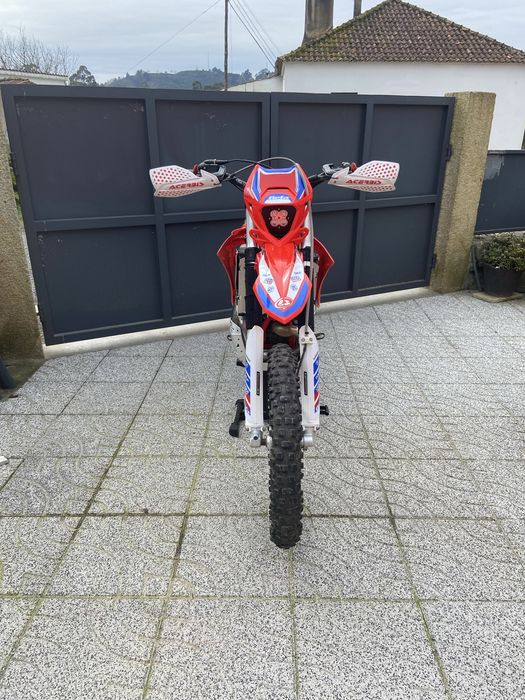 Beta Xtrainer 300 C/documentos