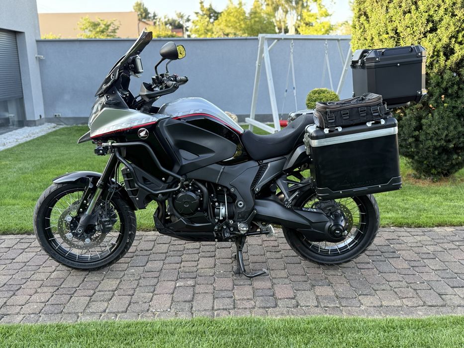 Honda VFR 1200x Crosstourer z 2015r Niemcy full kufry