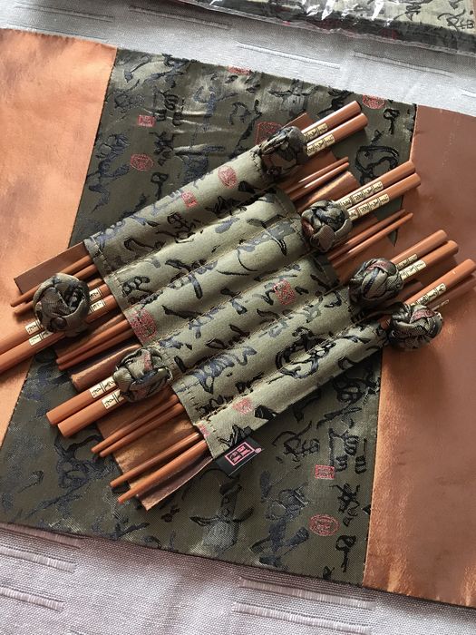 6 Marcadores de mesa em pano chines original da China