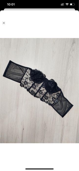 Корсет чорний мереживом