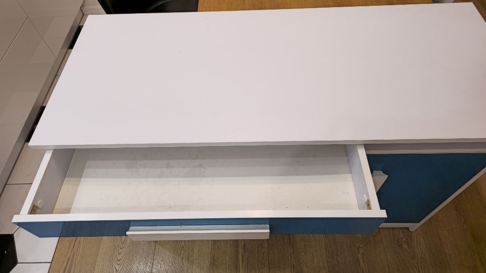 Biurko z szafką  120x50