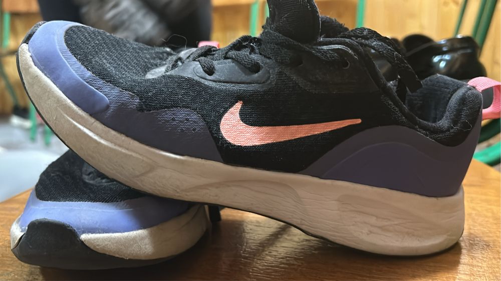 кросівки nike, розмір 36,