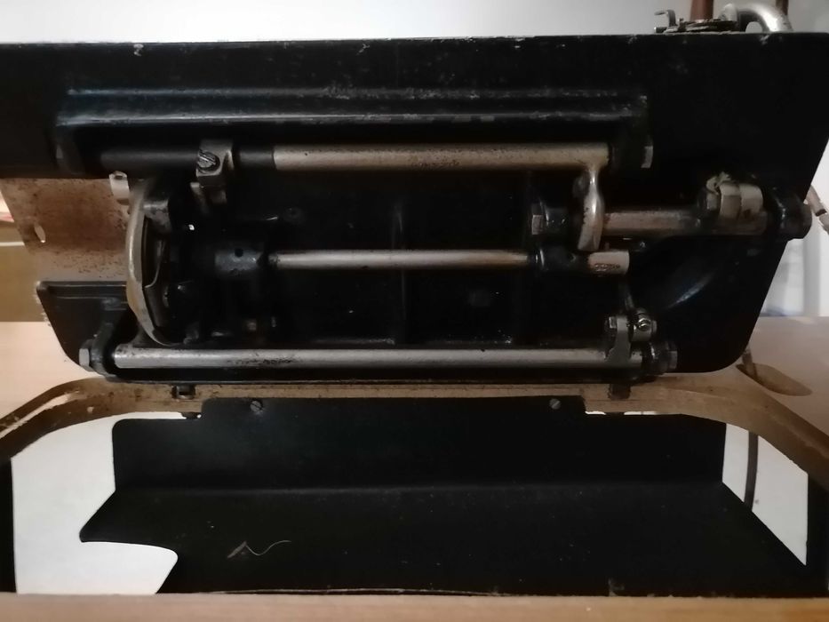 Maquina de costura Singer de 1923 Vintage