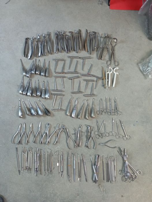 Інструменти стоматологічні ,медичні та зуботехнісні  бу.