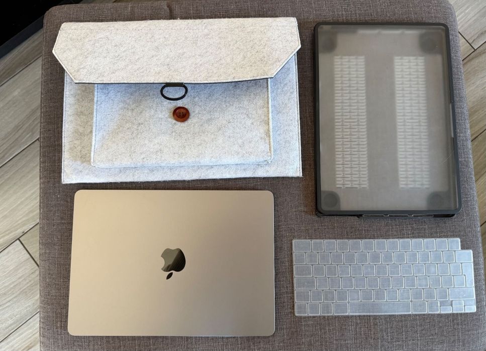 MacBook Air M2 13" bateria 100%