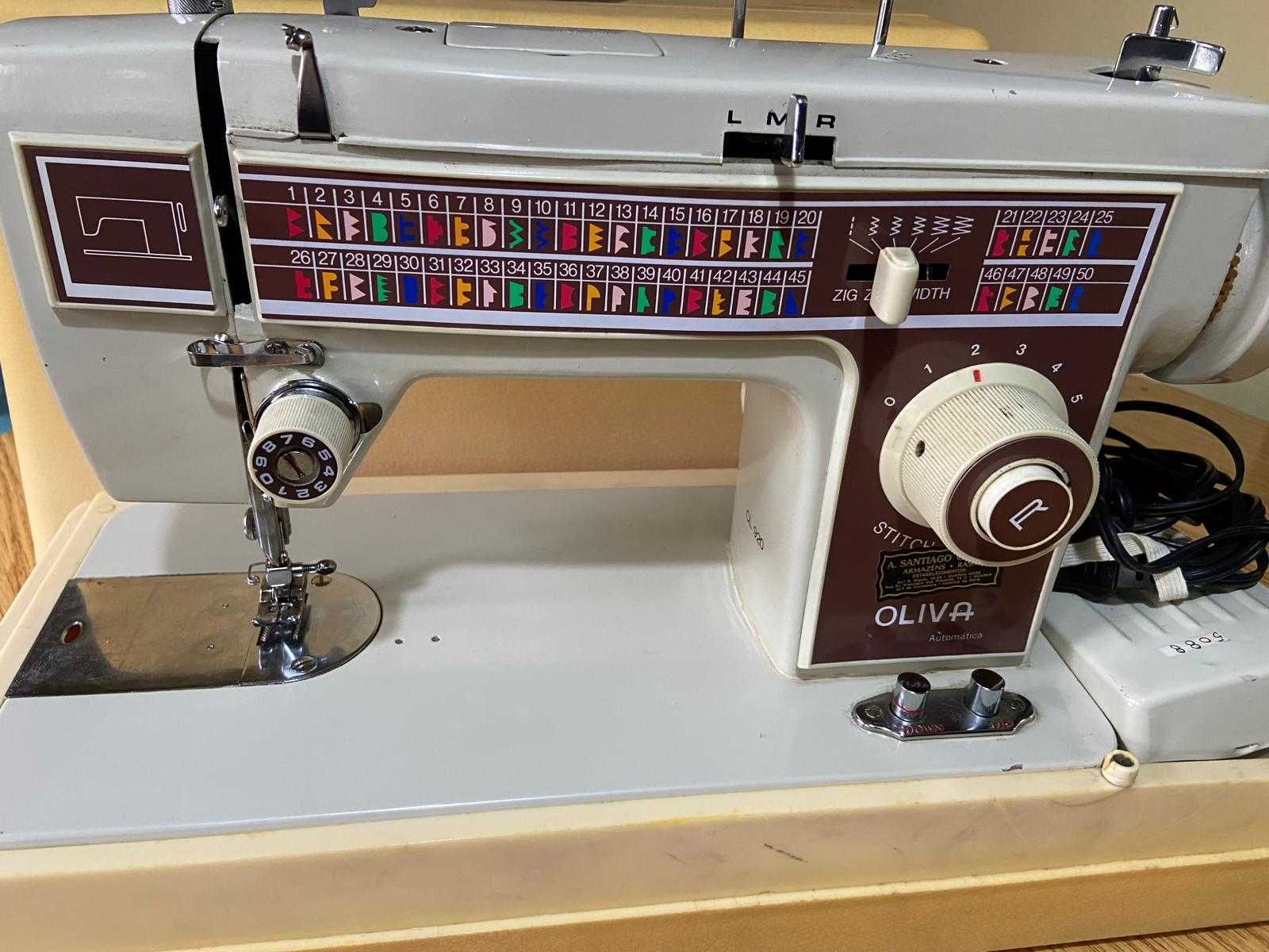 Maquina de Costura SINGER portátil