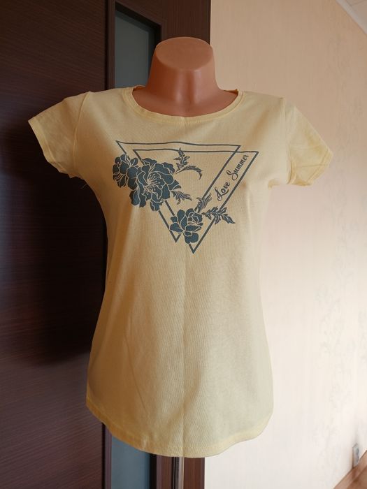 Bluzeczka damska jak nowa R M L