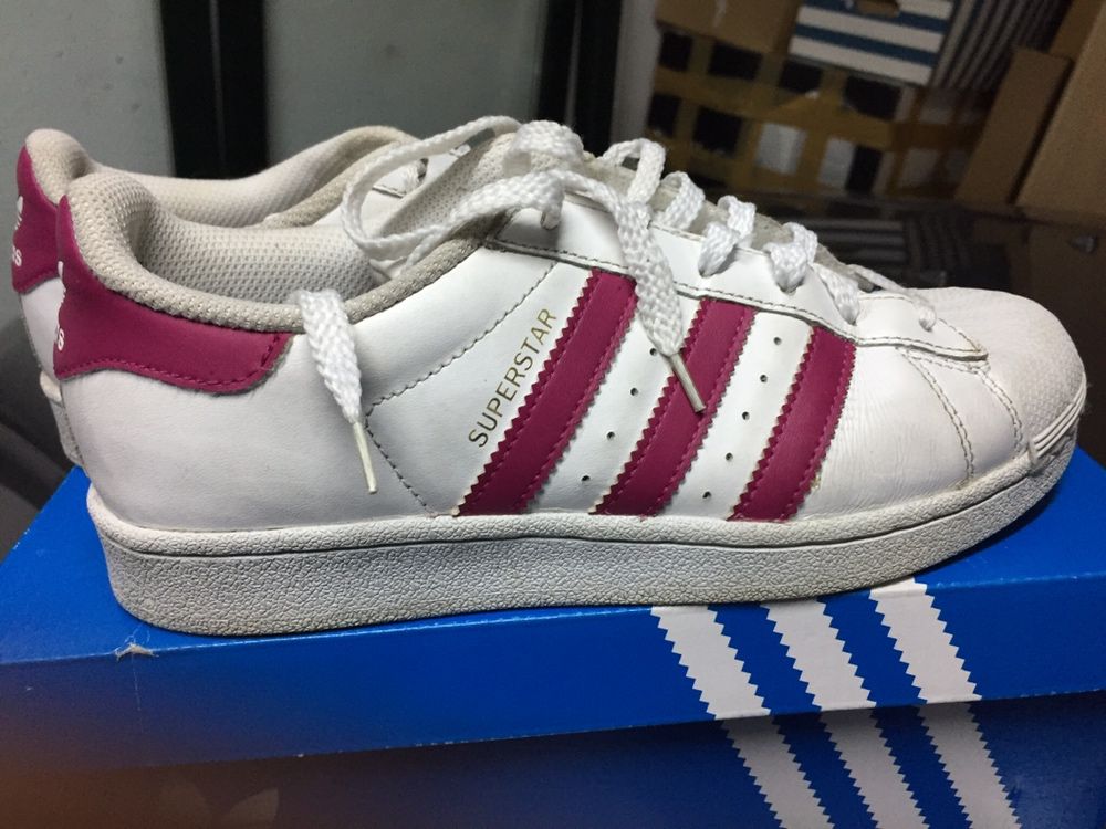 Ténis adidas superstar