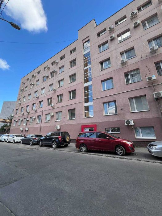 Продаж офісного поверху 315 м² — готовий бізнес у центрі Дніпра