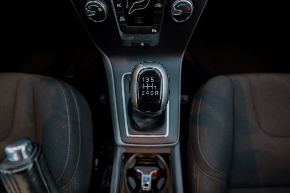2017 Volvo v40 2.0 d2 business