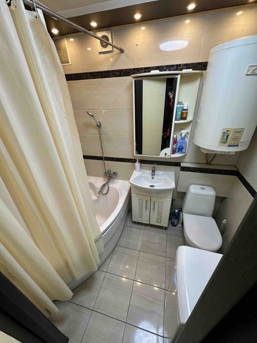 Продам 2кв Виставка  5/9,50м 54000₴ Без АгенскихТерміново