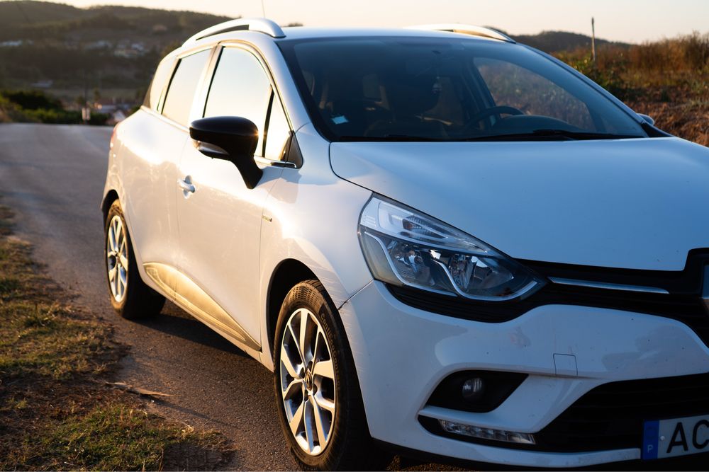 Carrinha Renault Clio Limited Edition 2020