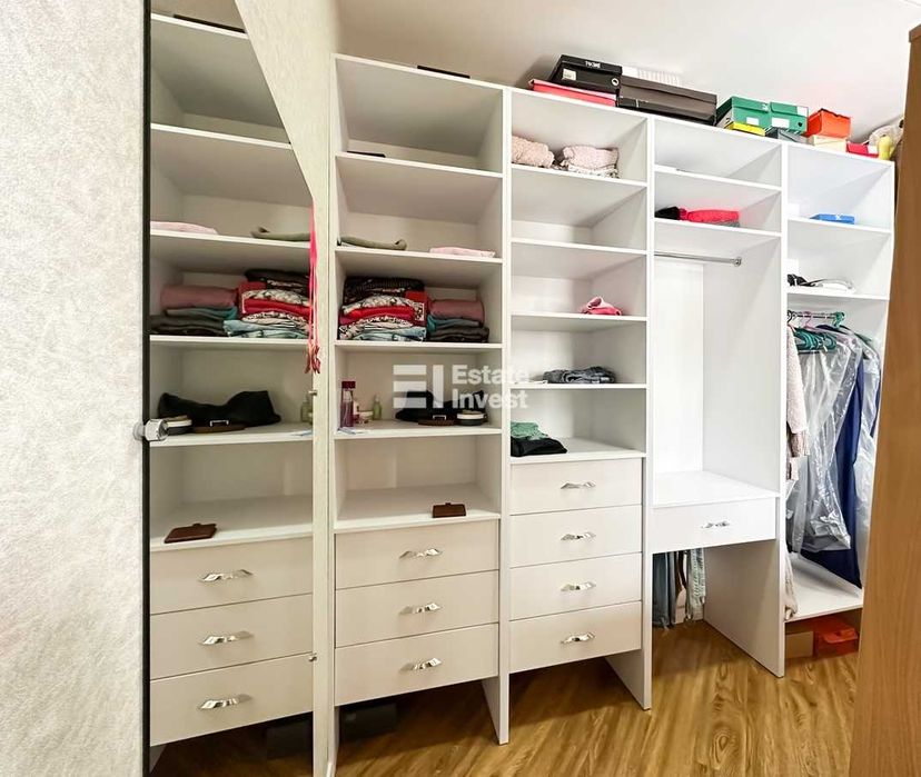 Продам таунхаус, дом, пос. Жуковского, Большая Даниловка, Шишковка