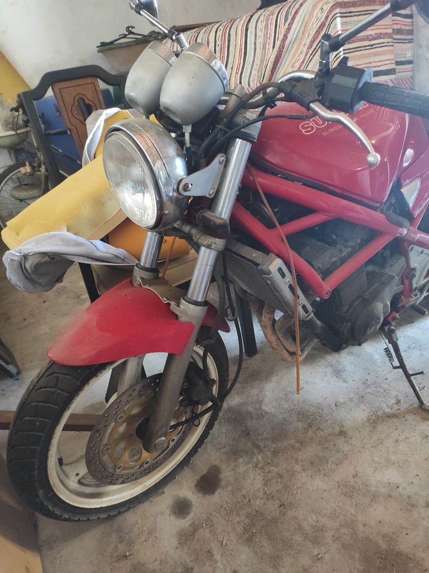 Suzuki Bandit 400
