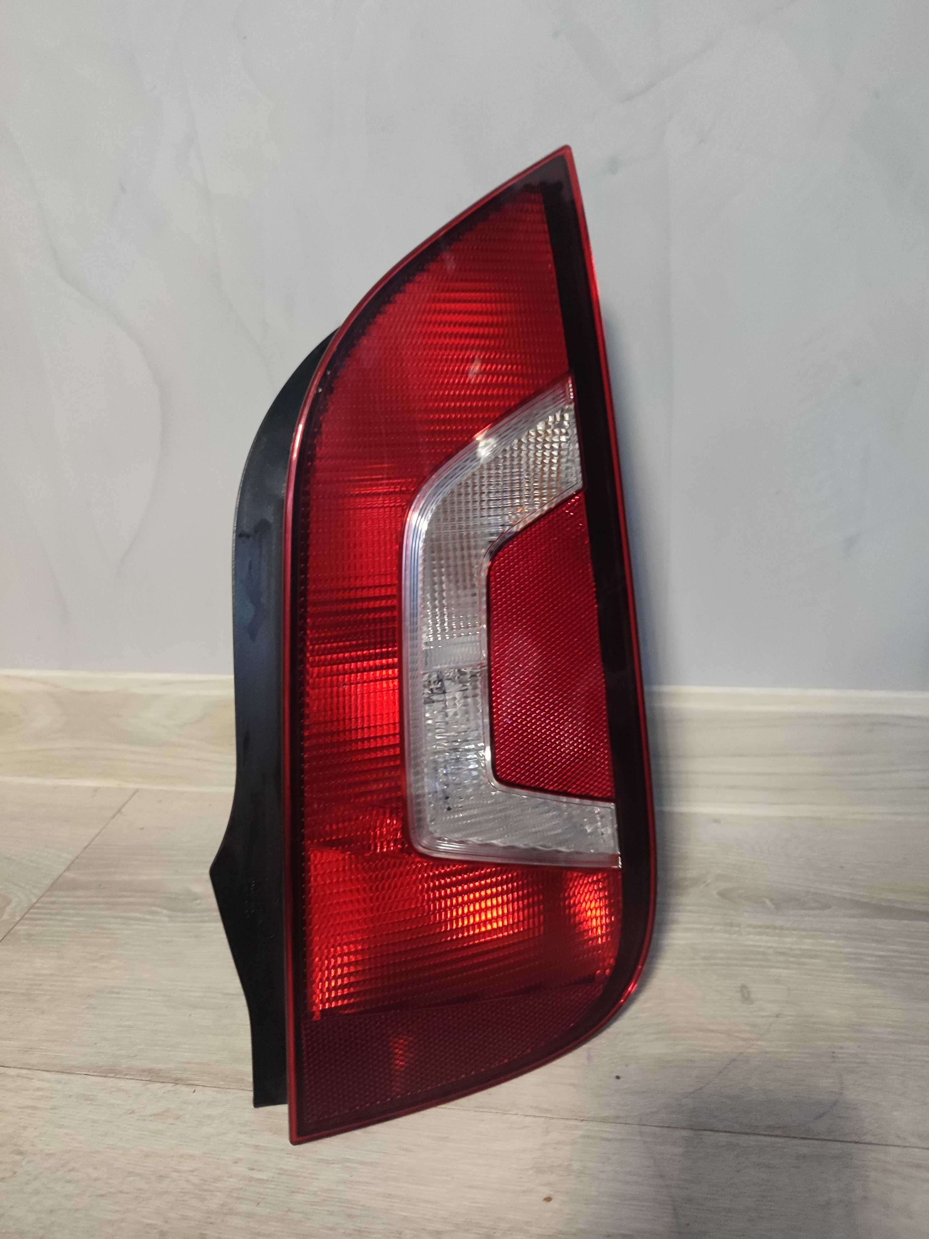 Lampa Tylna prawa Prawy tył Vw Volkswagen UP