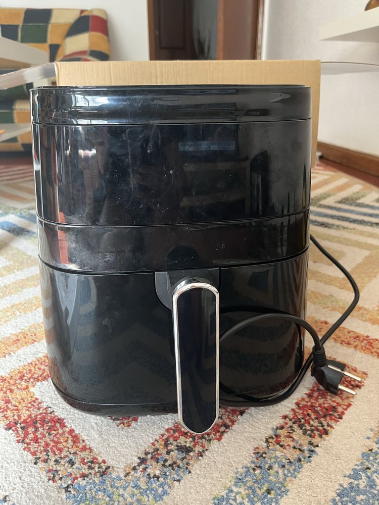 Airfryer com pequena avaria